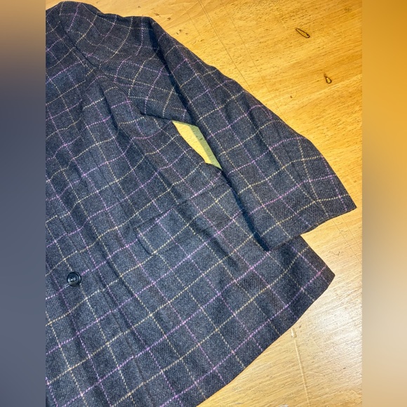 LL Bean Woman’s Wool Suit Jacket - Picture 2 of 8